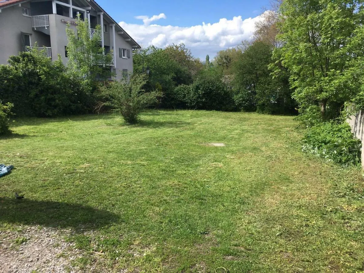 Vila La Yaute Anthy-sur-Leman 0*,  Francie